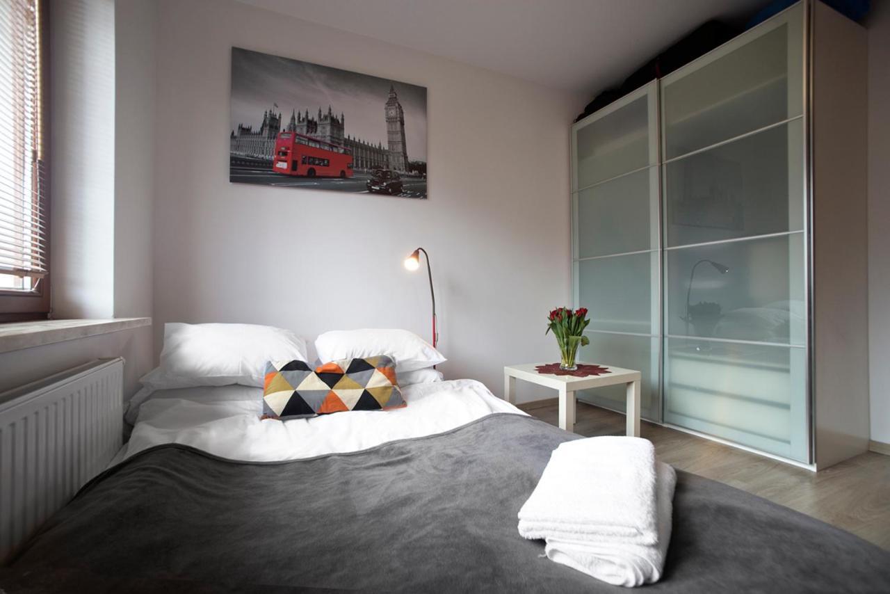 Airport Okecie Klobucka P&O Serviced Apartments Warsaw Ngoại thất bức ảnh