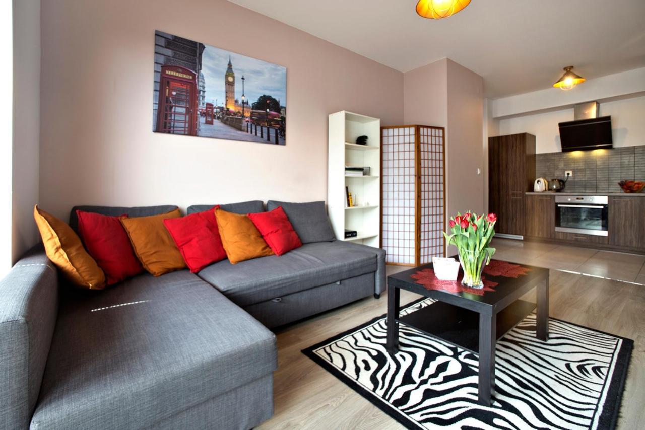 Airport Okecie Klobucka P&O Serviced Apartments Warsaw Ngoại thất bức ảnh