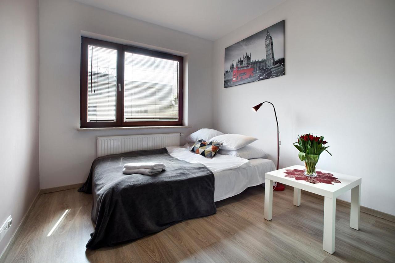 Airport Okecie Klobucka P&O Serviced Apartments Warsaw Ngoại thất bức ảnh